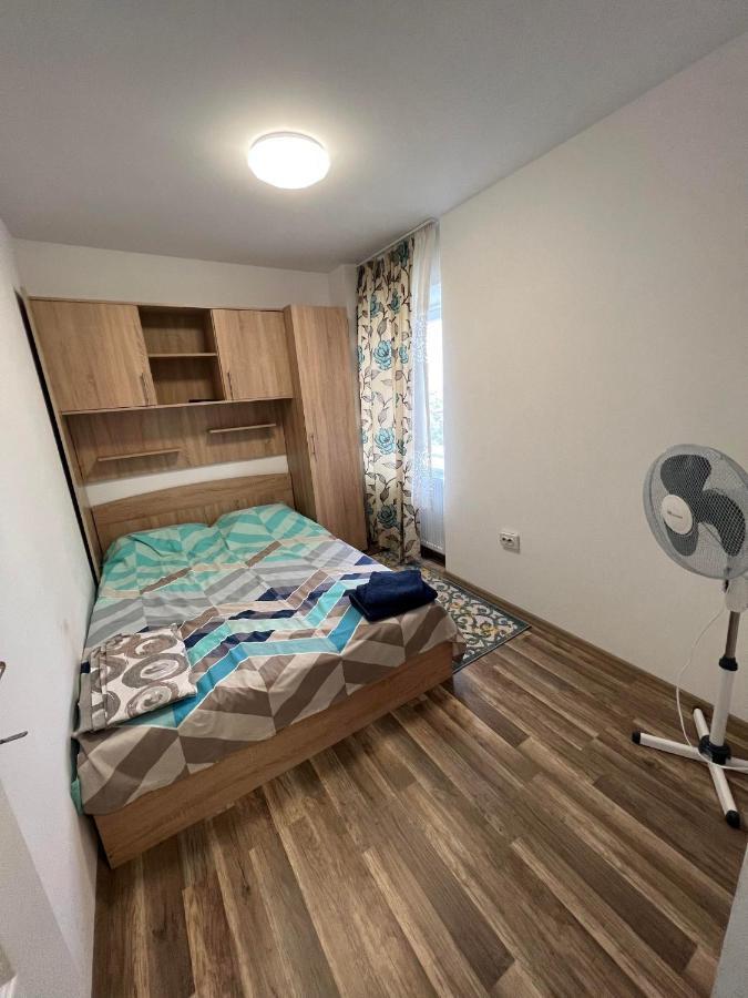 Apartament Cu 2 Dormitoare - Madalina Corabia ภายนอก รูปภาพ